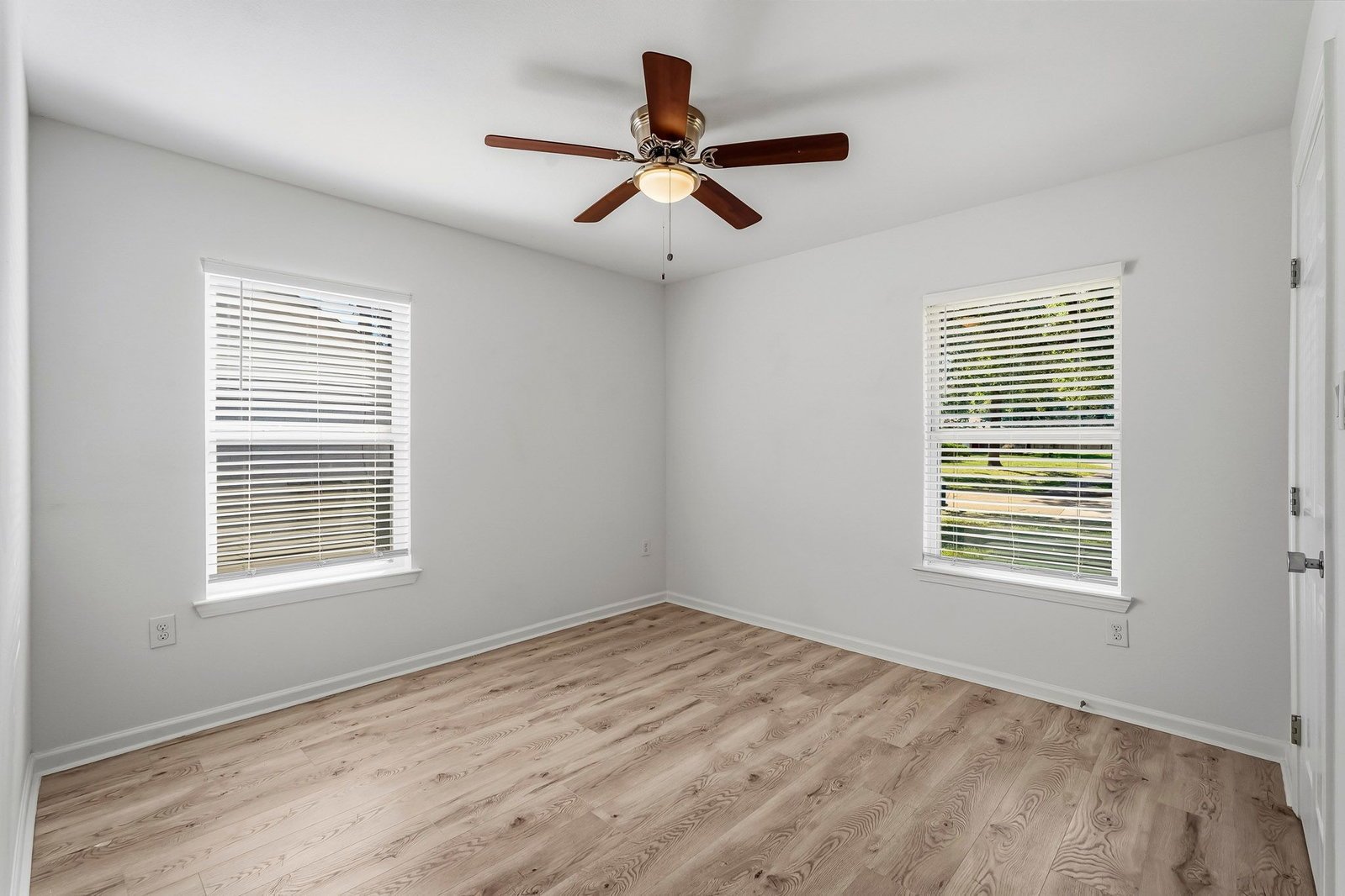 4106 Gardendale Drive Houston, TX 77092 property image