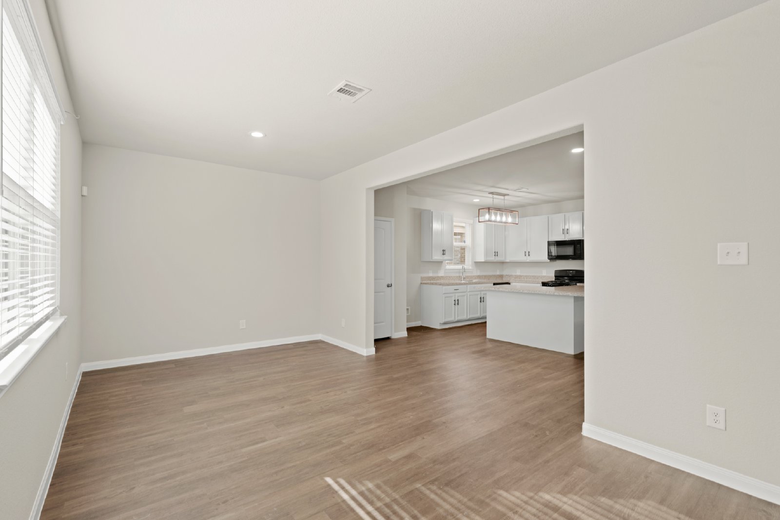 Esk River Trail Trl (5710) - S - OFO - 1 property image