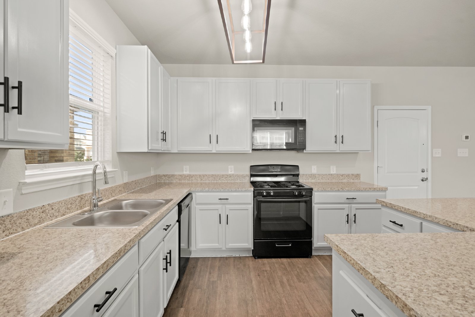 Esk River Trail Trl (5710) - S - OFO - 1 property image