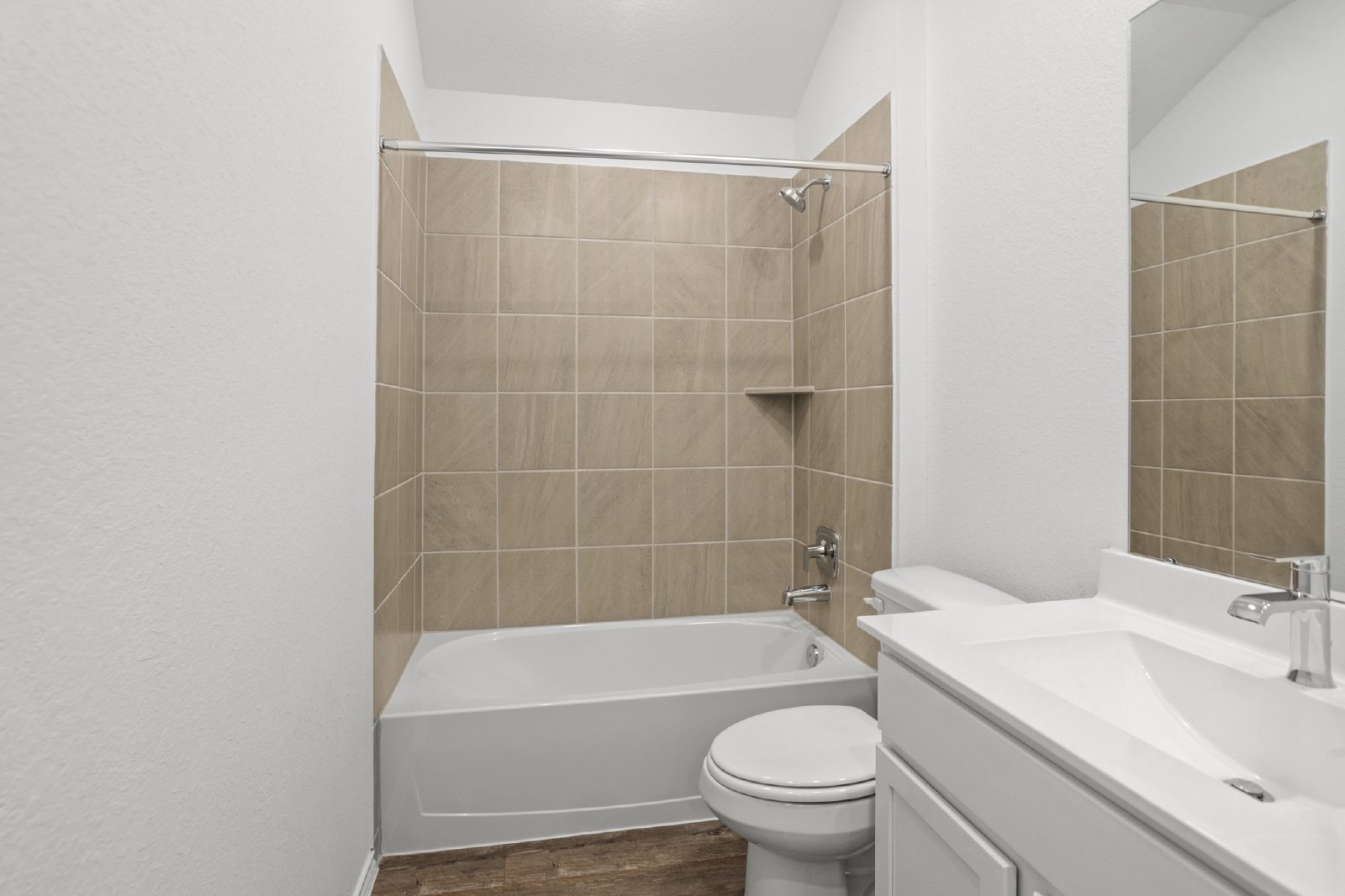 Emerald Ocean Drive (3004) - A - 1 property image