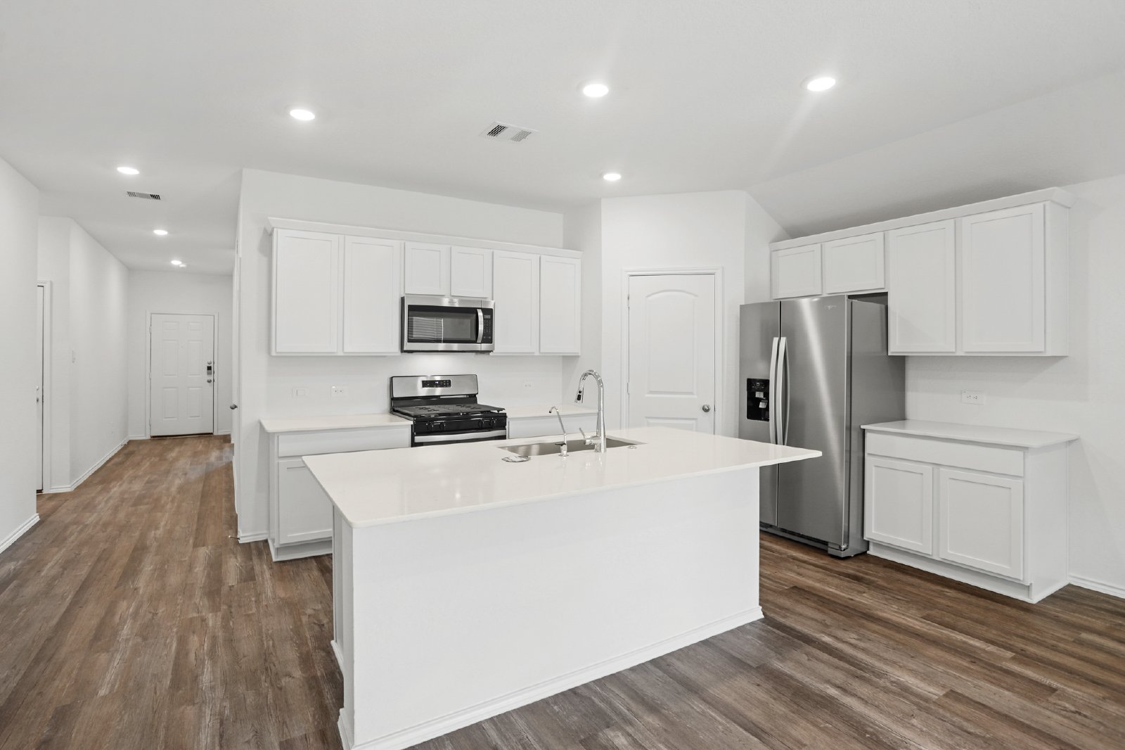 Emerald Ocean Drive (3004) - A - 1 property image