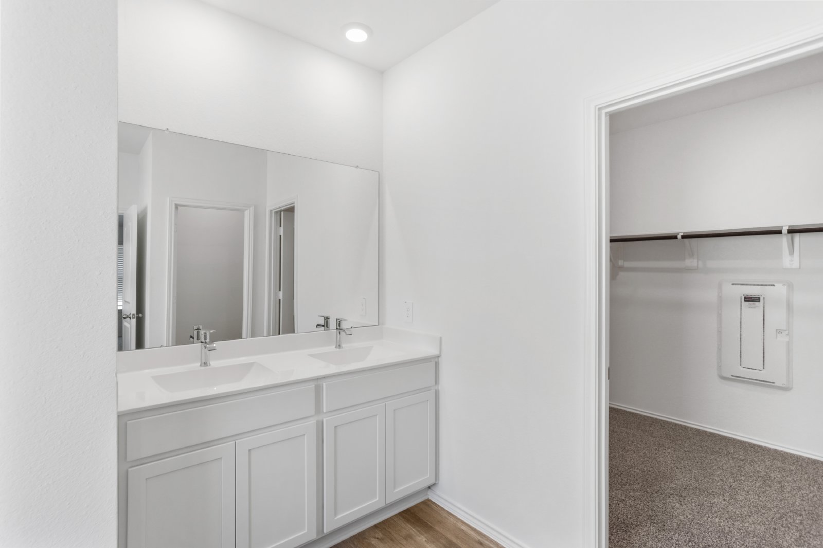 Emerald Ocean Drive (3004) - A - 1 property image