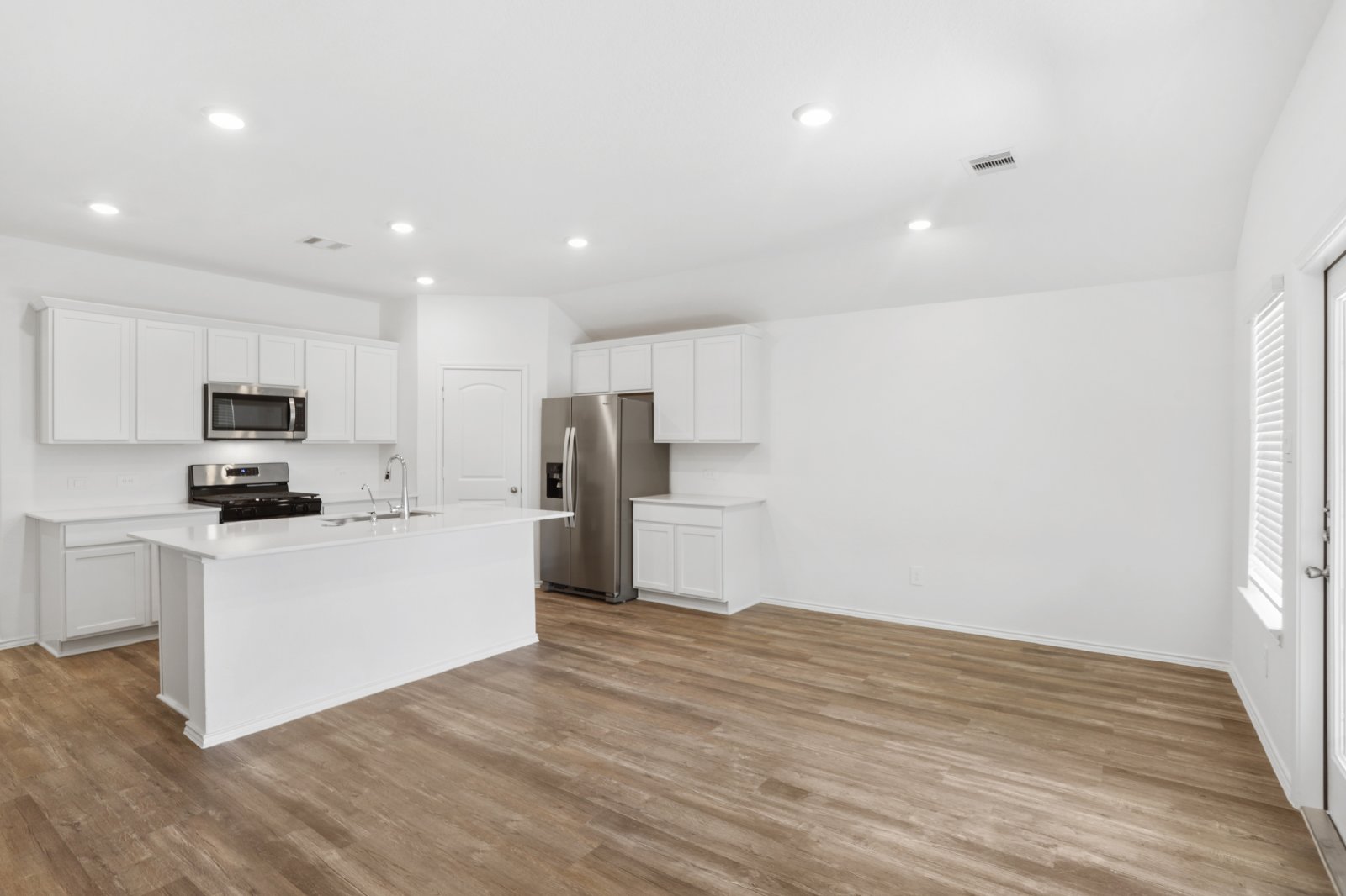 Emerald Ocean Drive (3004) - A - 1 property image