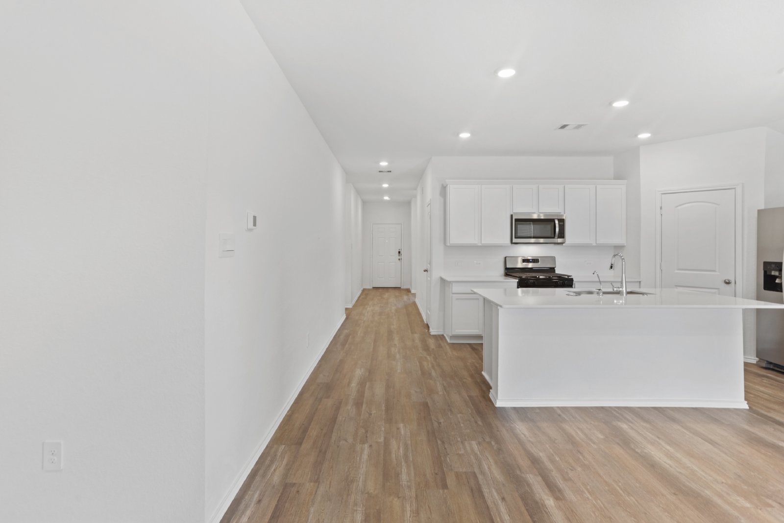 Emerald Ocean Drive (3004) - A - 1 property image