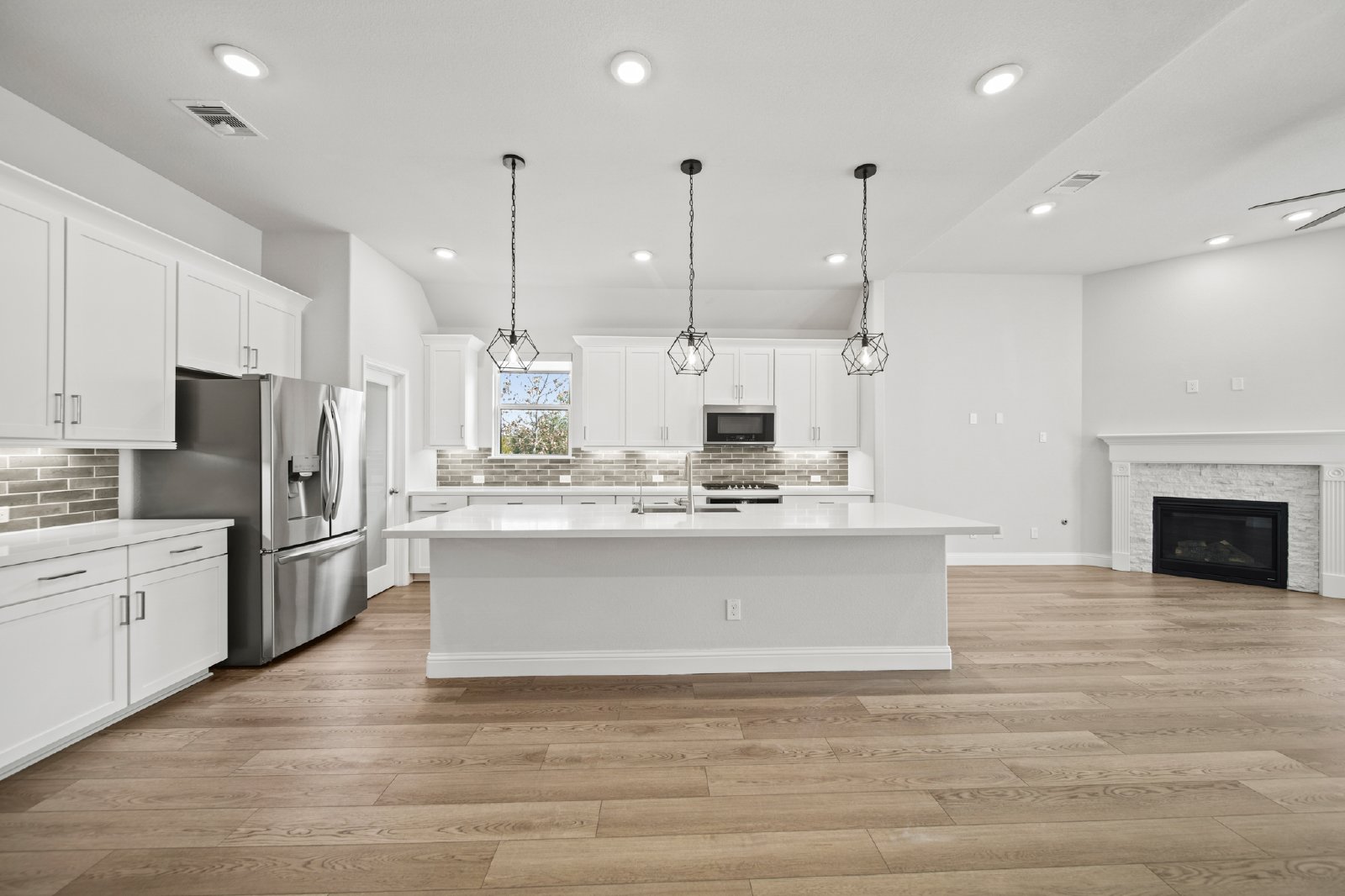 Leal Rancho Court (15303) - P - 1 property image