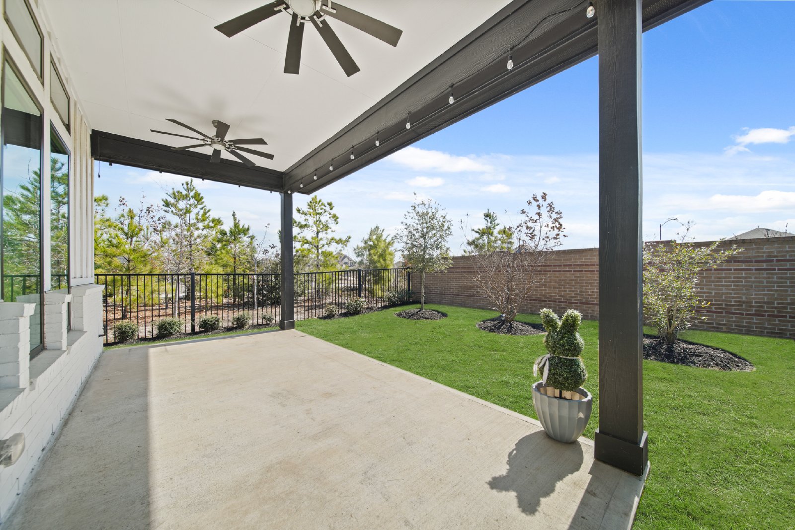 Leal Rancho Court (15303) - P - 1 property image