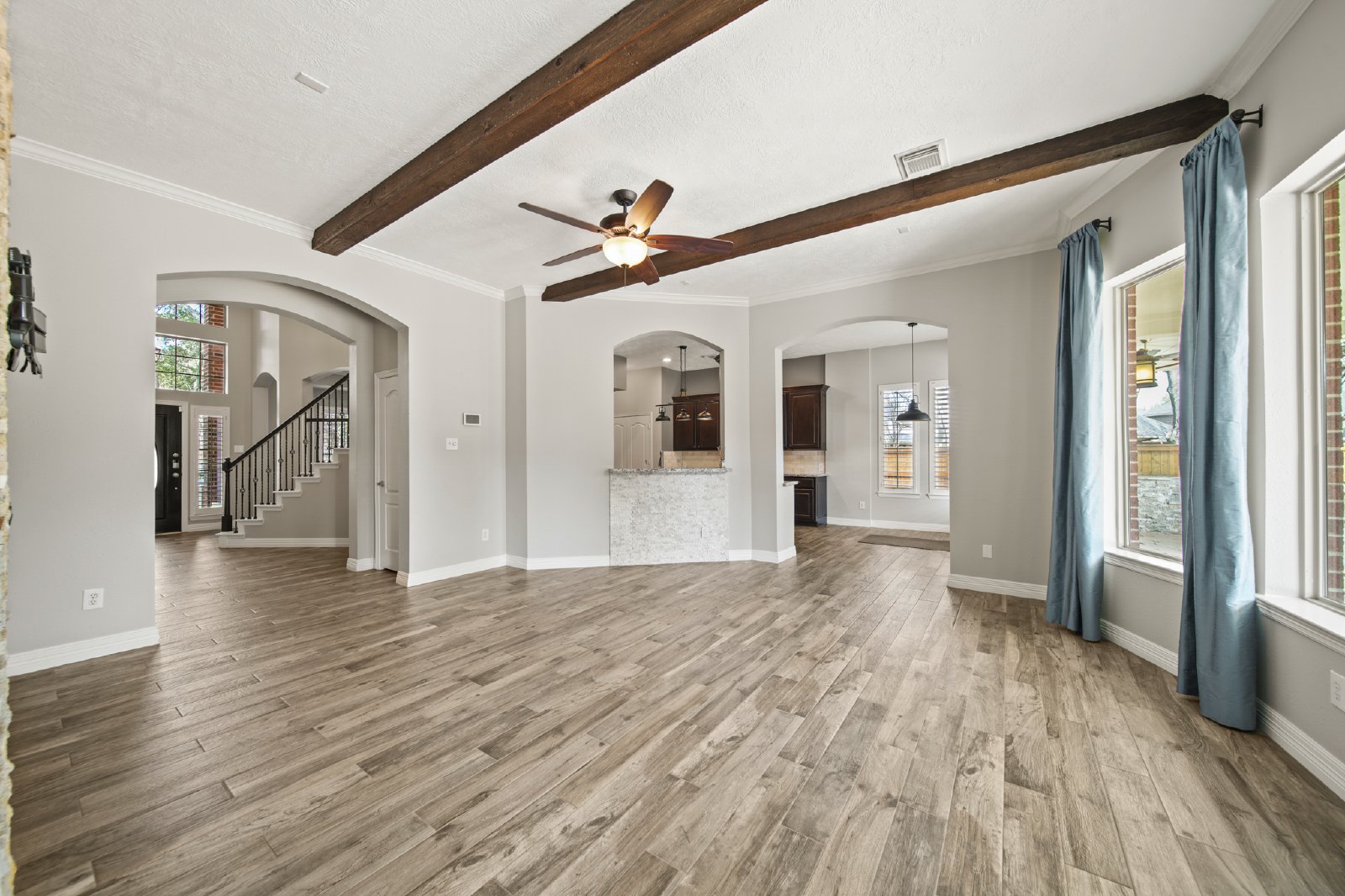 Middle Lake Ct (6403) - P - 1 property image