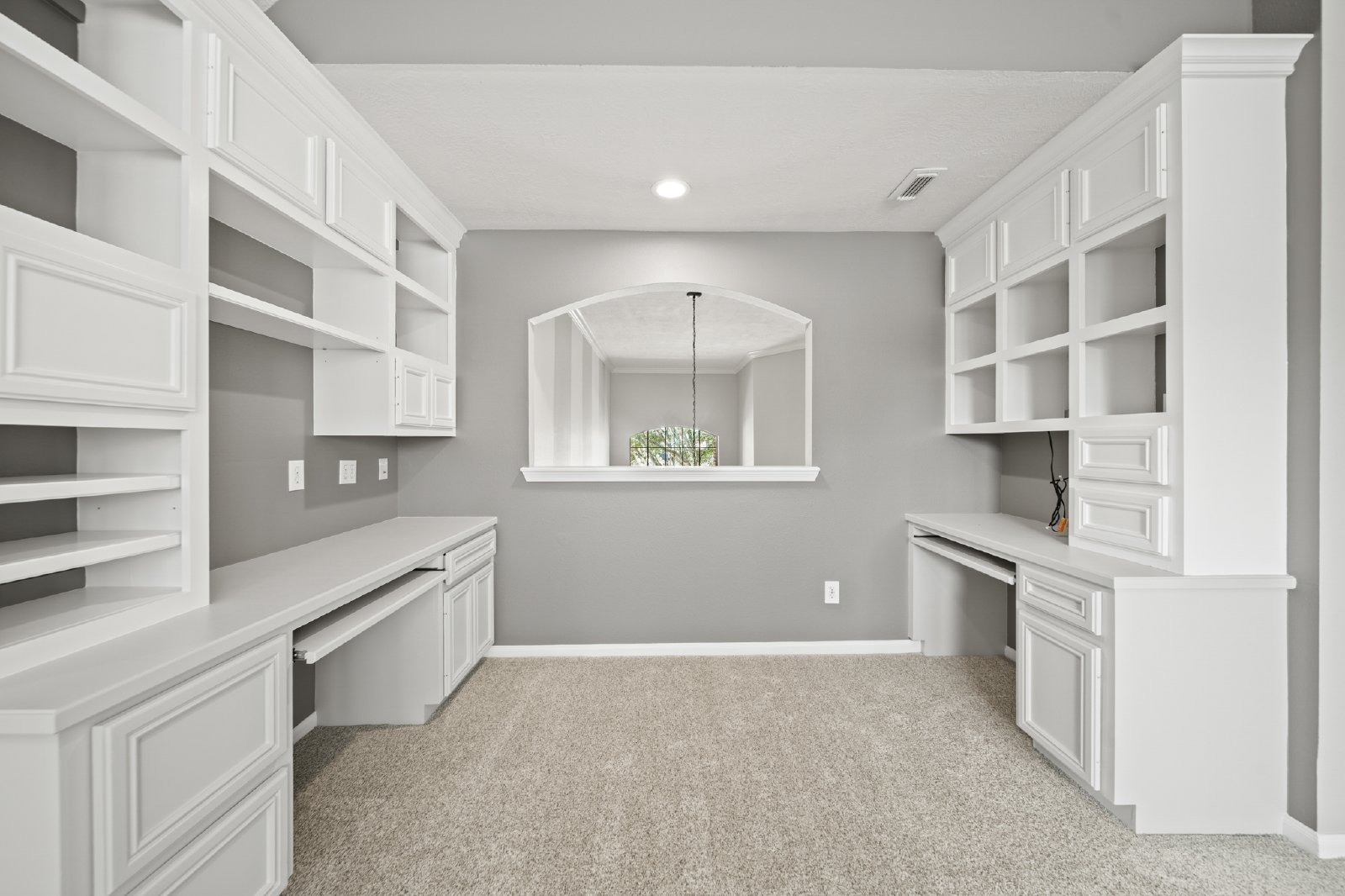 Middle Lake Ct (6403) - P - 1 property image