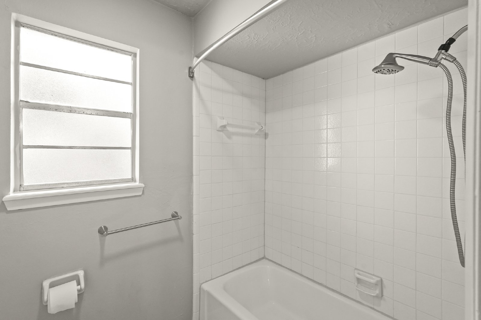 Spicewood Springs Lane (17410) - A - 1 property image