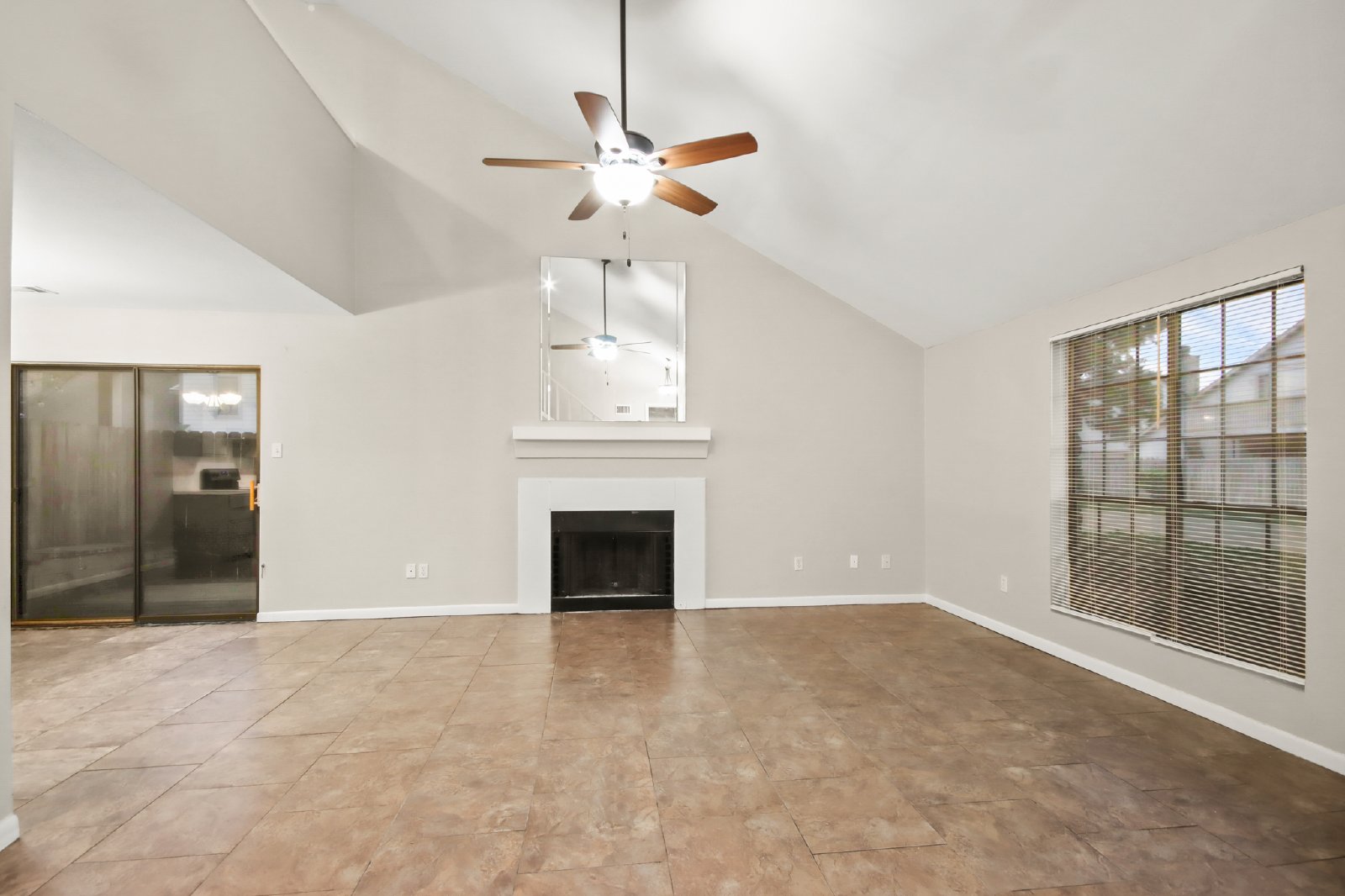 Theissetta Drive Unit 110 (7812) - A - 110 property image