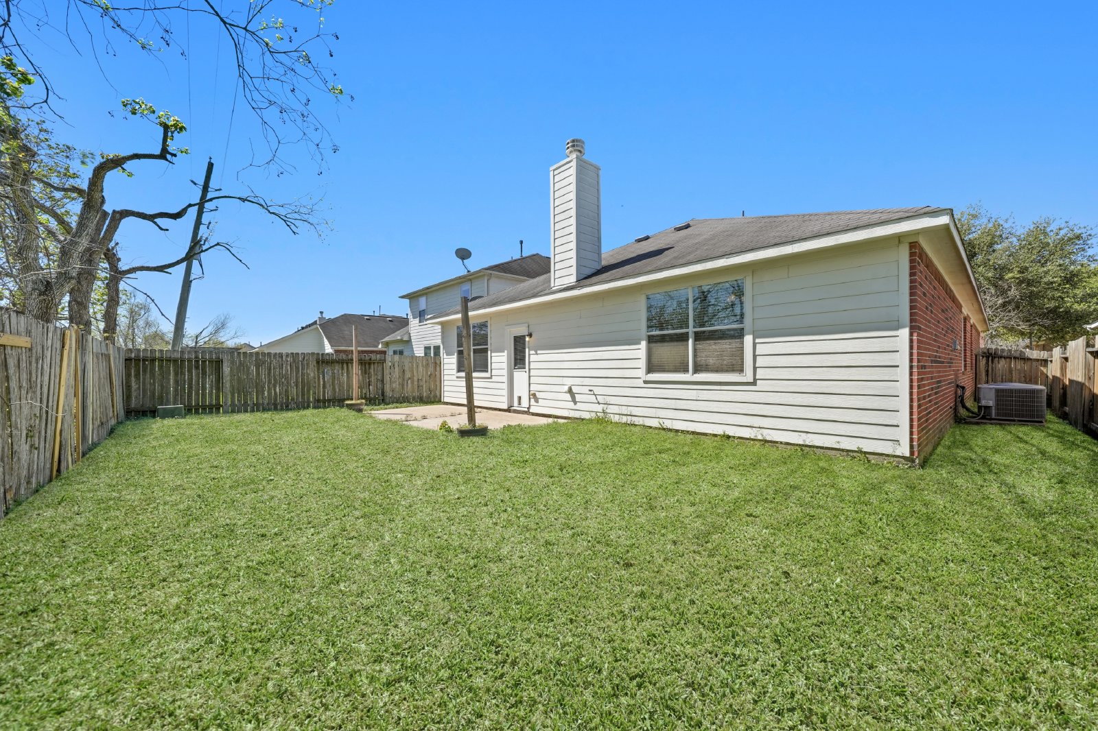 Lakecrest Bend Drive (24503) - P - 1 property image