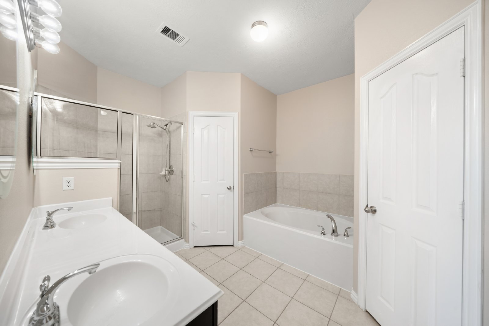 Lakecrest Bend Drive (24503) - P - 1 property image