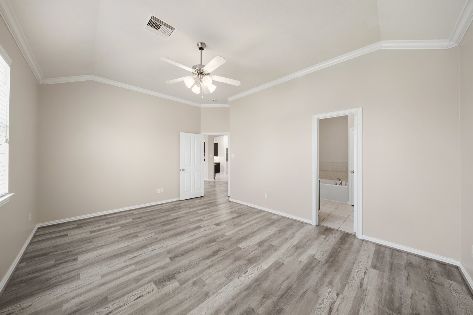 Lakecrest Bend Drive (24503) - P - 1 property image