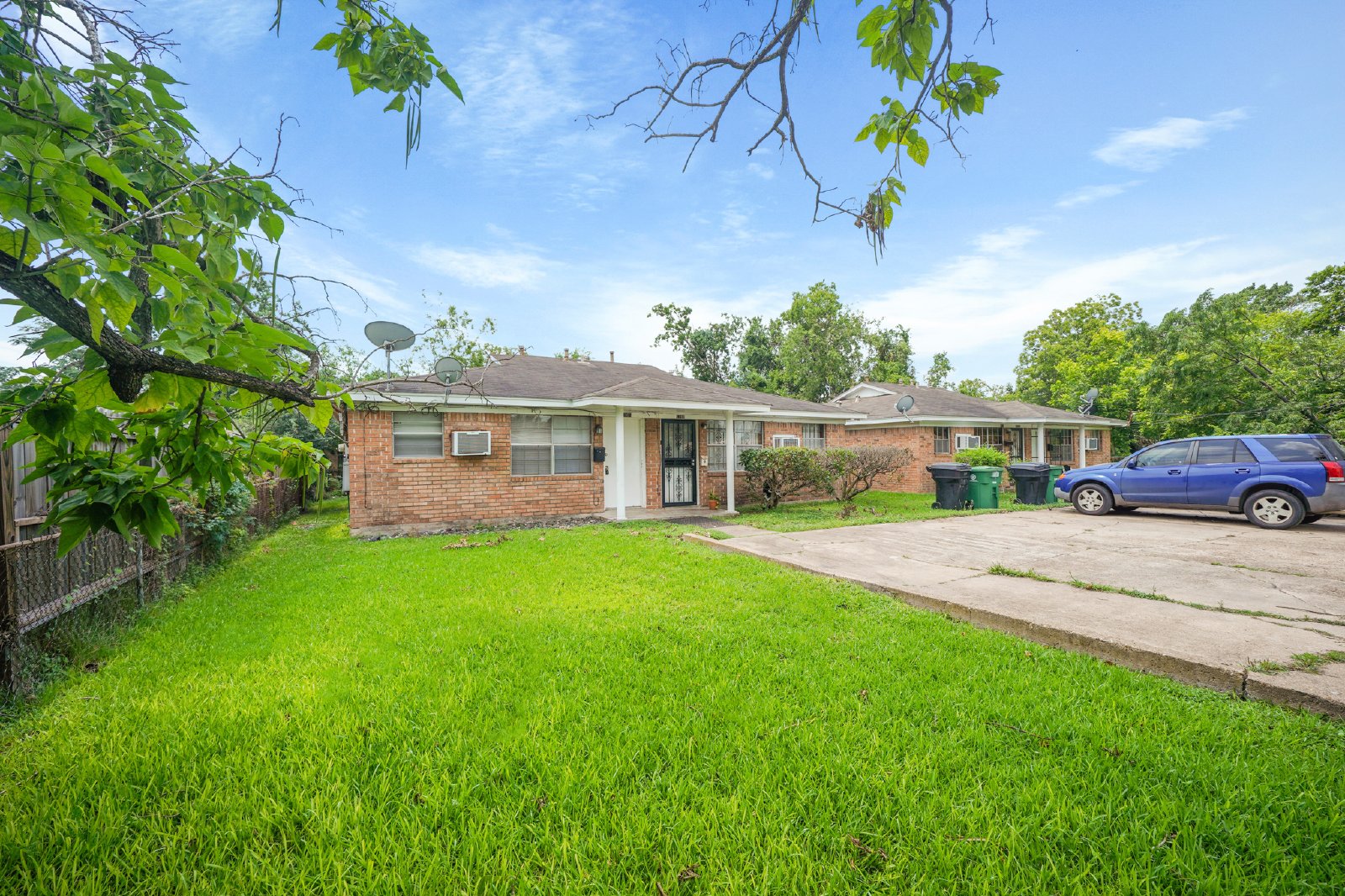 Octavia Street (6116 & 6116 1/2) - T - 1/2 property image